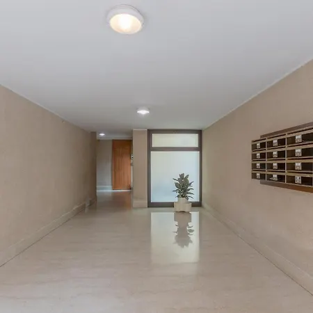 Apartment Spacious X5 With Two Balconies! Bologna